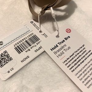 Lululemon hold true bra